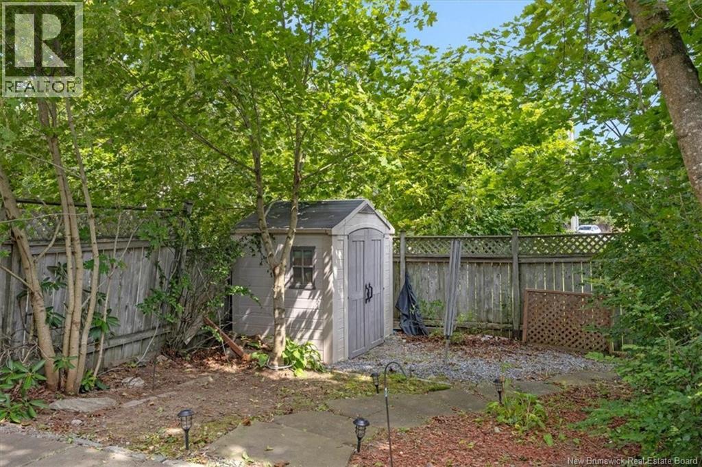 7 Hampton Manor Property Photo 25