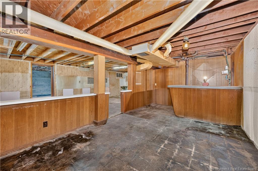 232 Leslie Street Property Photo 35