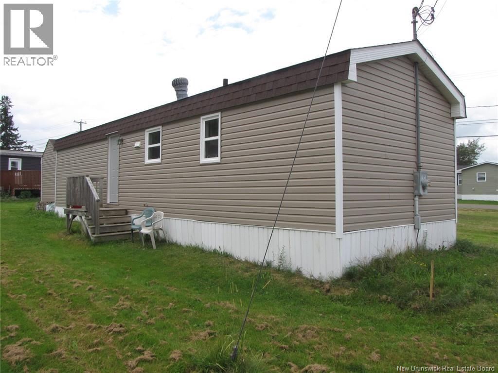 20 Rivereast Drive Property Photo 5