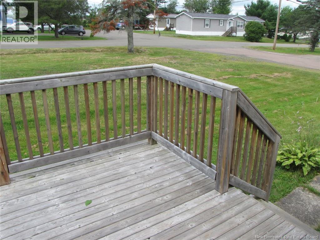 20 Rivereast Drive Property Photo 8