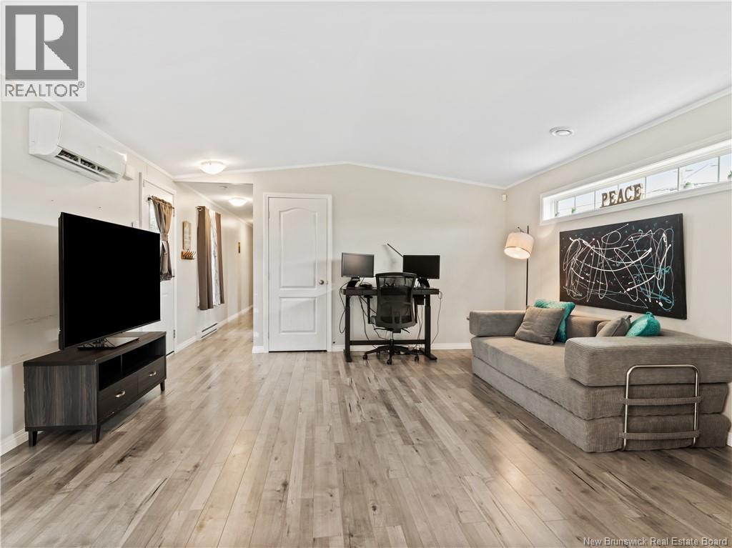 14 Telex Property Photo 5
