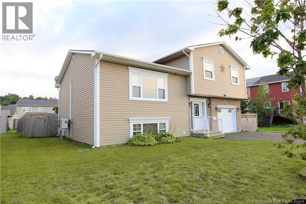 8 Hallihan Drive Property Photo 3