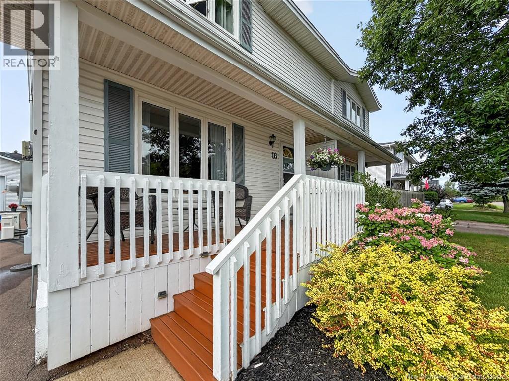16 Briarlea Drive Property Photo 3