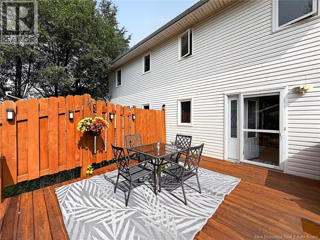 16 Briarlea Drive Property Photo 7