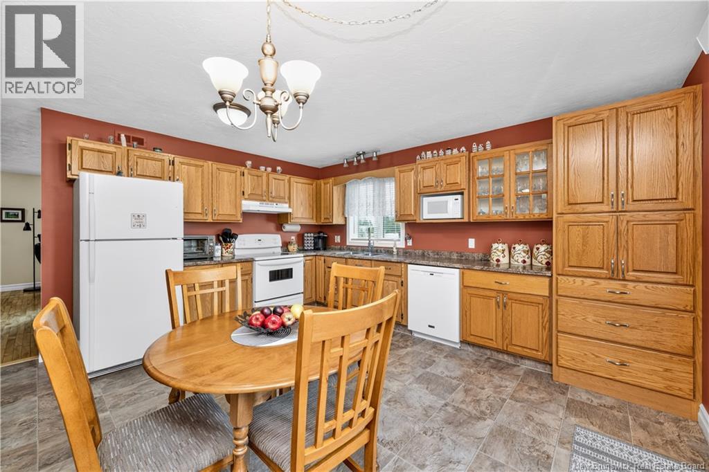 16 Briarlea Drive Property Photo 18