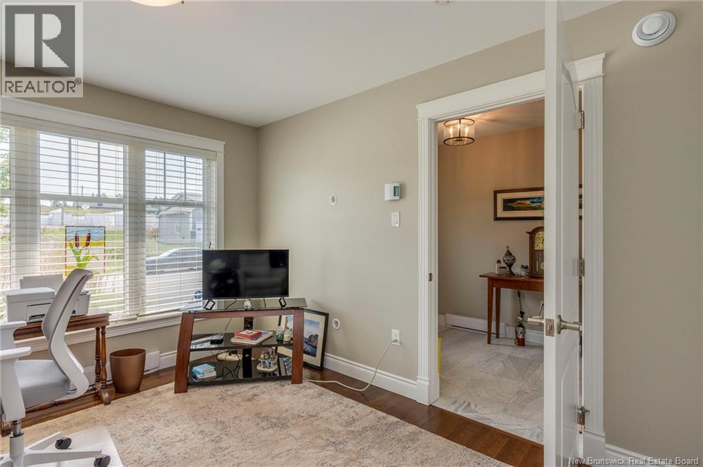 11 Oak Leaf Lane Property Photo 6