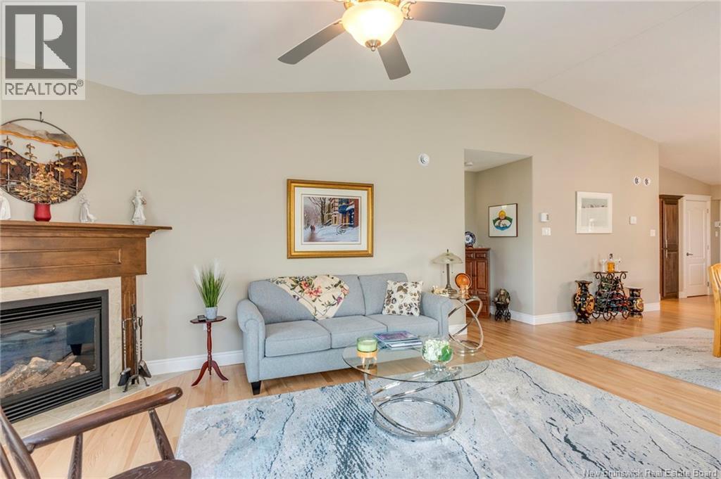11 Oak Leaf Lane Property Photo 16