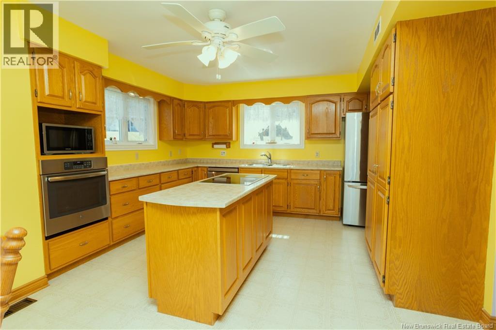 15 Talisman Crescent Property Photo 9