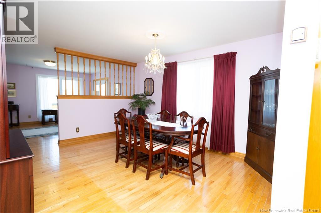 15 Talisman Crescent Property Photo 13