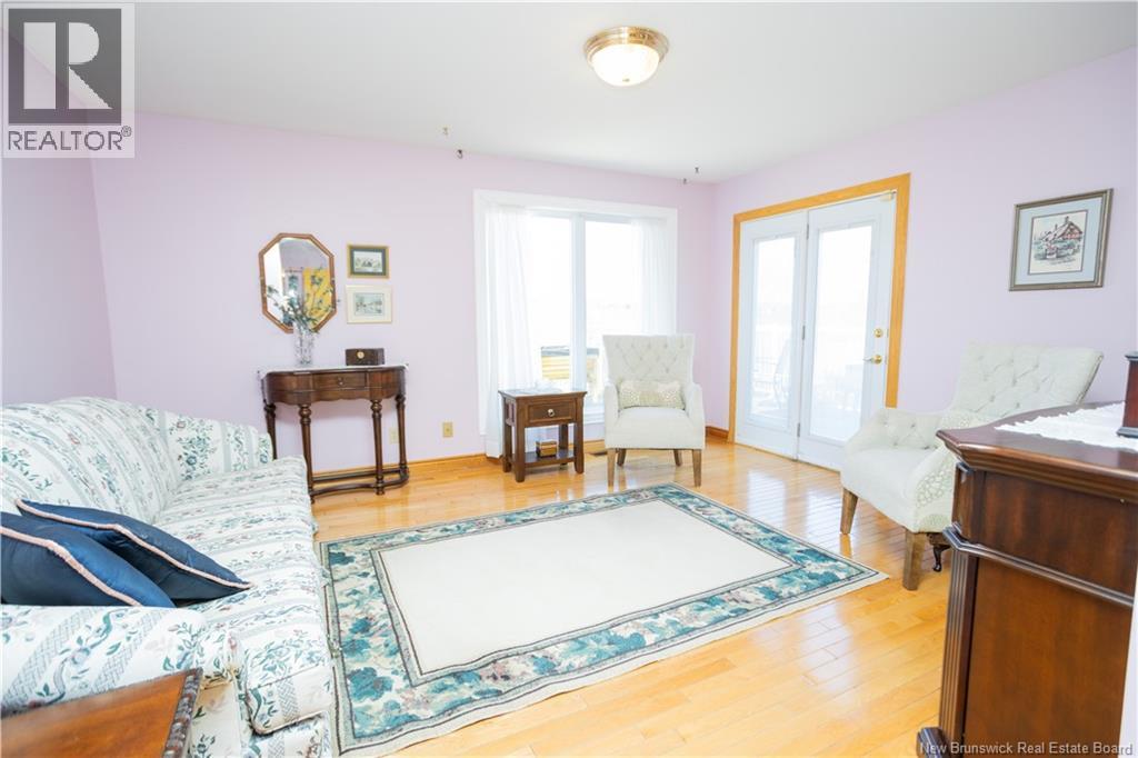 15 Talisman Crescent Property Photo 14