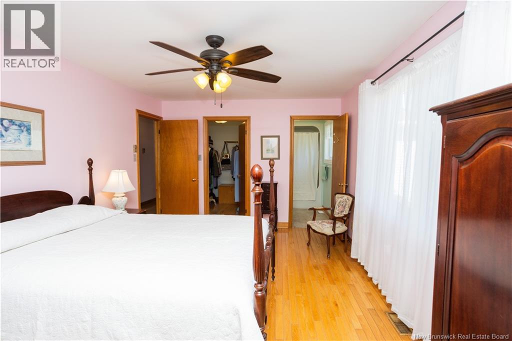 15 Talisman Crescent Property Photo 18