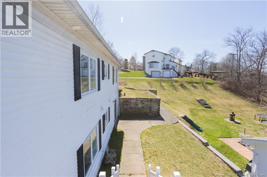 15 Talisman Crescent Property Photo 29