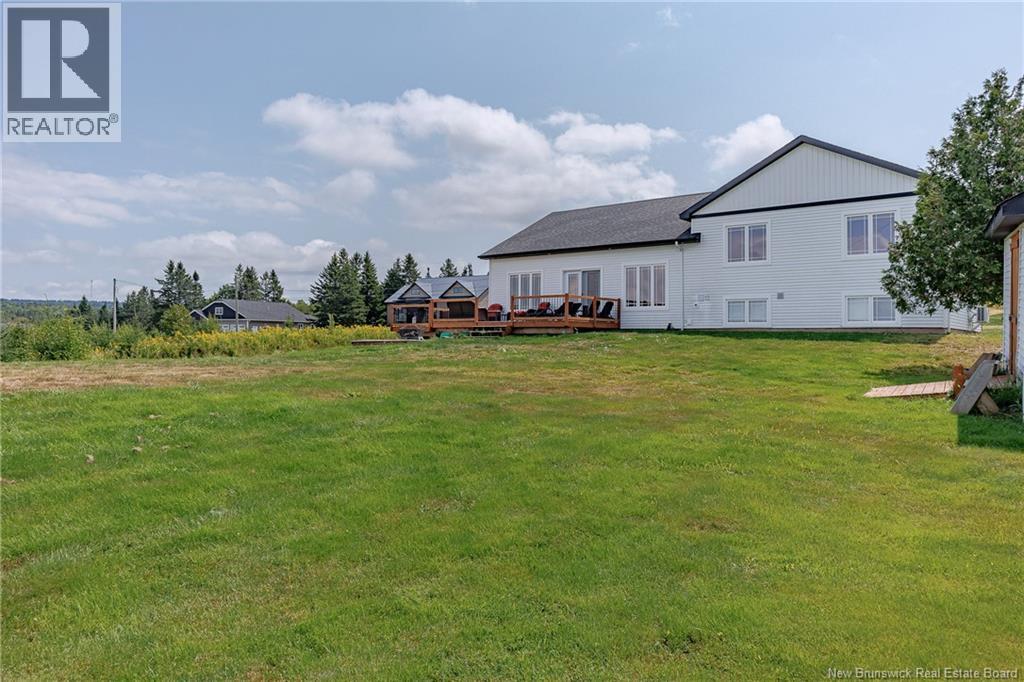 34 Mcmaster Avenue Property Photo 2