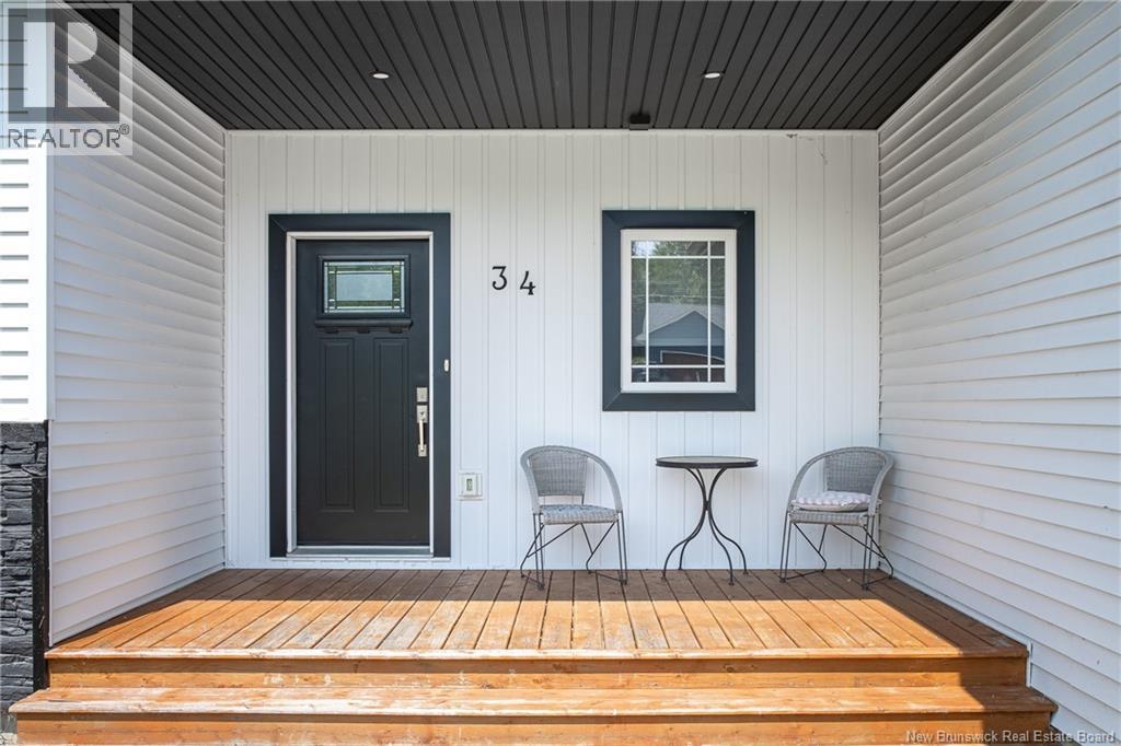 34 Mcmaster Avenue Property Photo 4