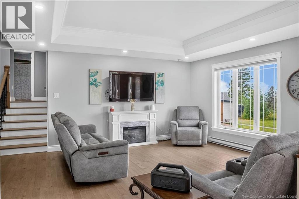 34 Mcmaster Avenue Property Photo 7
