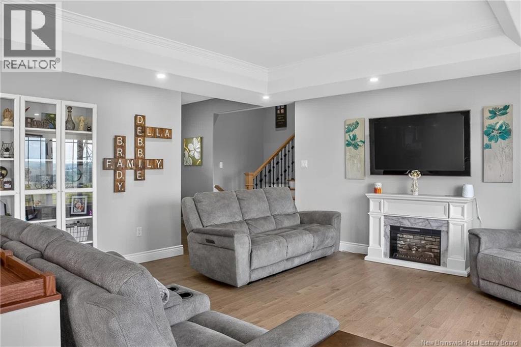 34 Mcmaster Avenue Property Photo 8