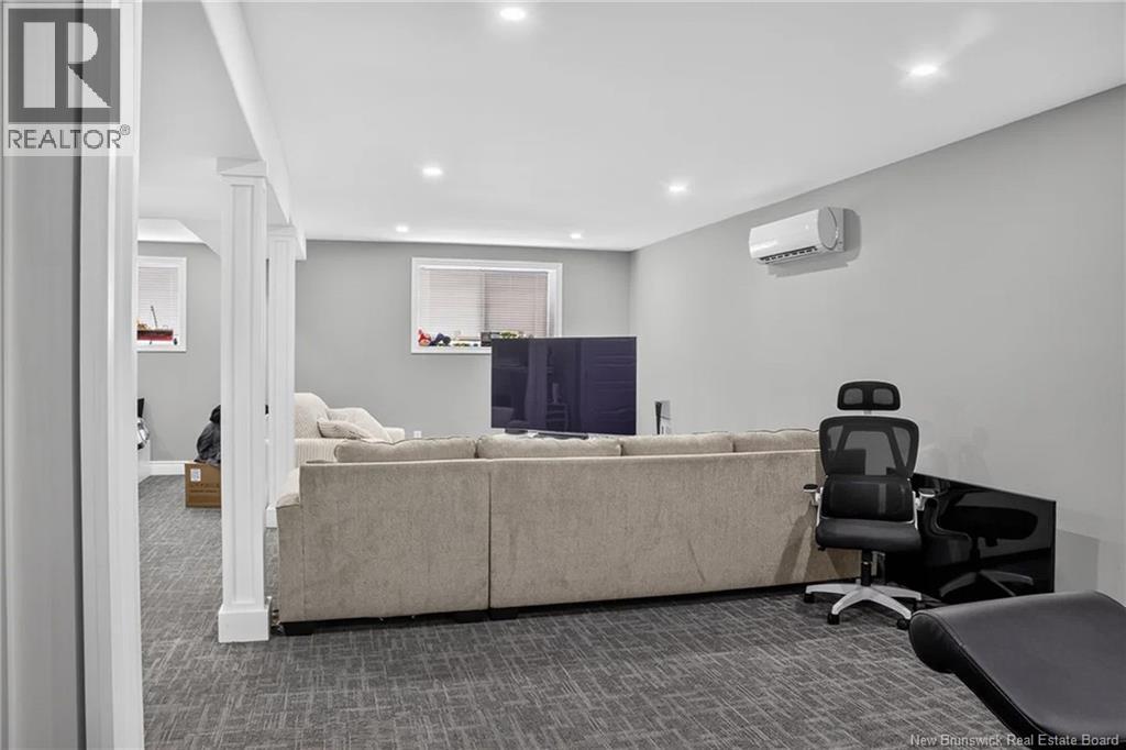 34 Mcmaster Avenue Property Photo 29