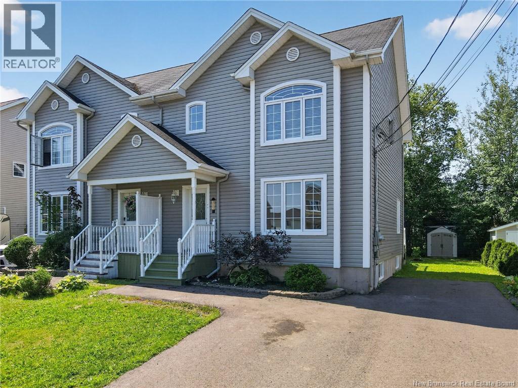 302 Lonsdale Drive Property Photo 1