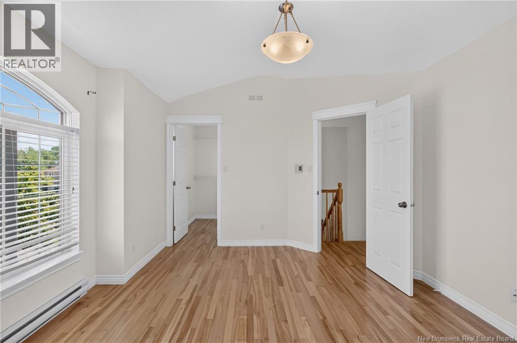 302 Lonsdale Drive Property Photo 19