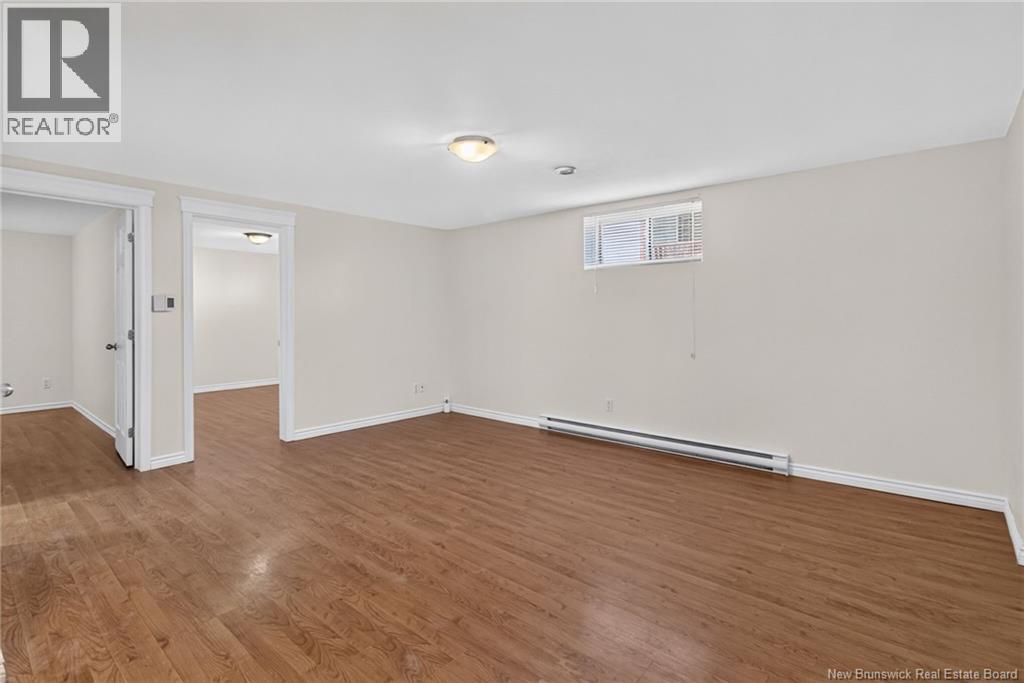 302 Lonsdale Drive Property Photo 28
