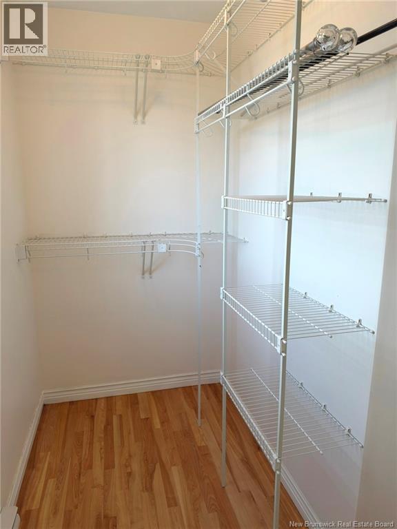 302 Lonsdale Drive Property Photo 28