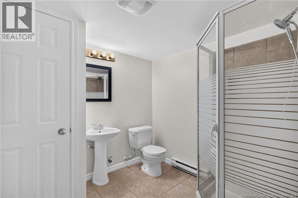 302 Lonsdale Drive Property Photo 37