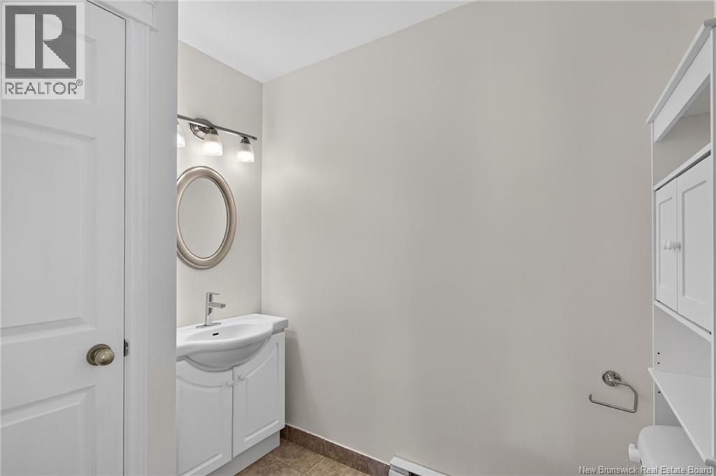 302 Lonsdale Drive Property Photo 39