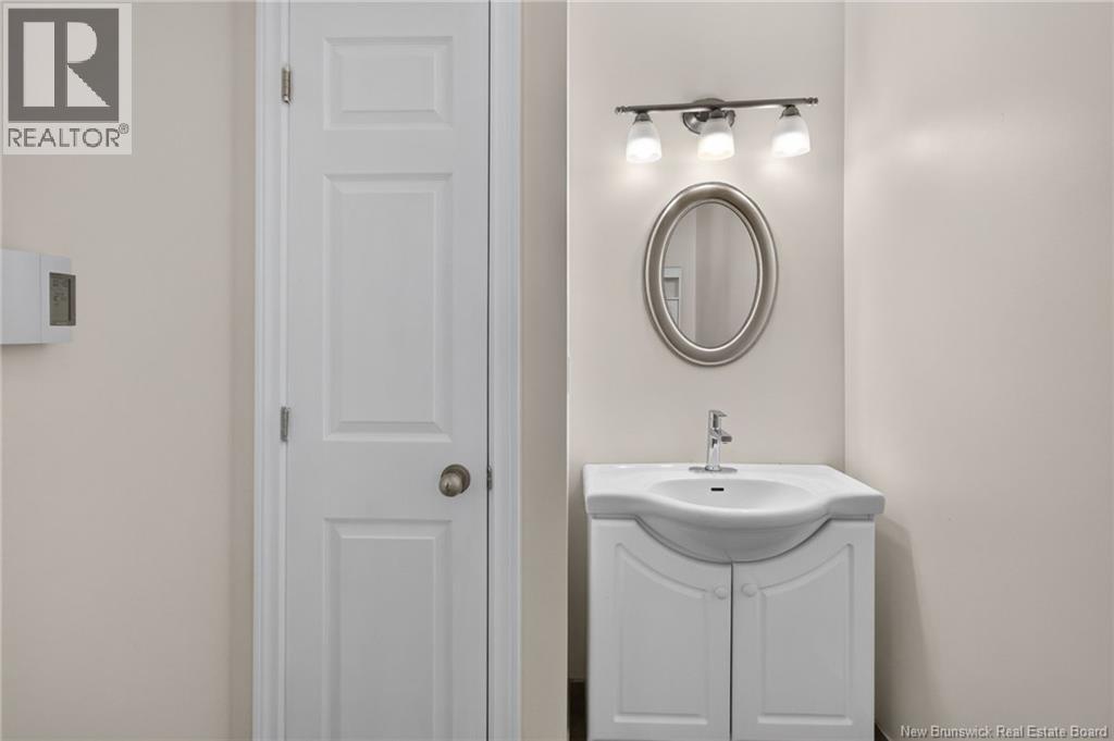 302 Lonsdale Drive Property Photo 40