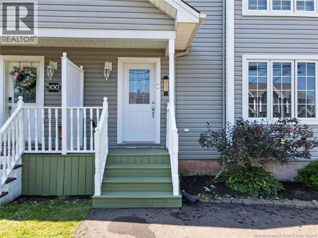 302 Lonsdale Drive Property Photo 44