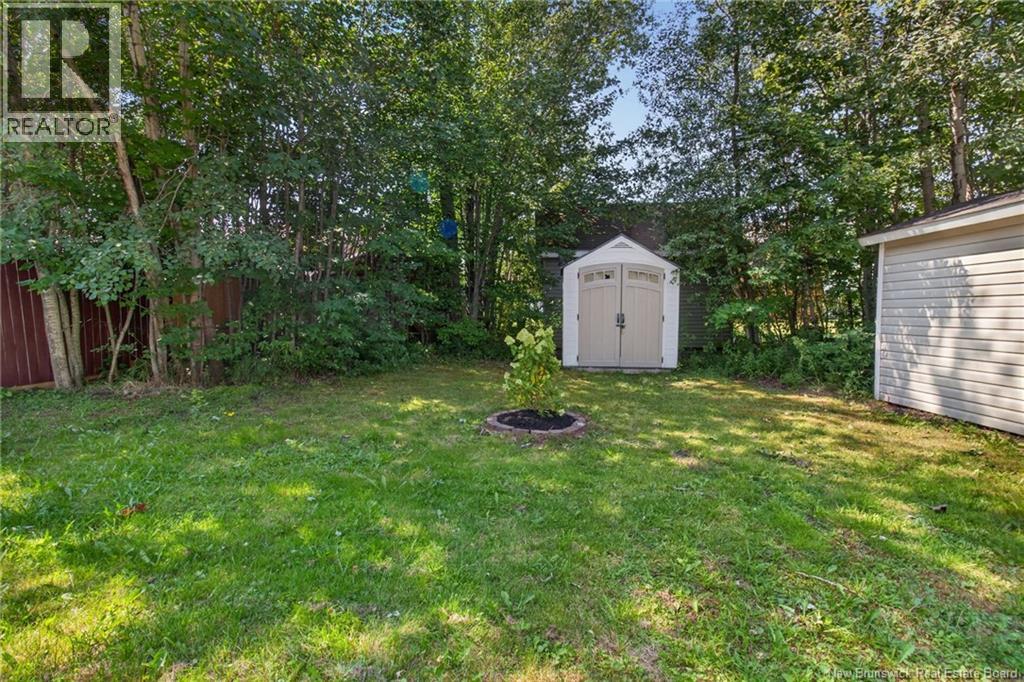 302 Lonsdale Drive Property Photo 45