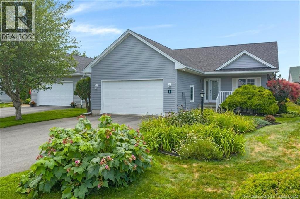 8 Devonayer Court Property Photo 3
