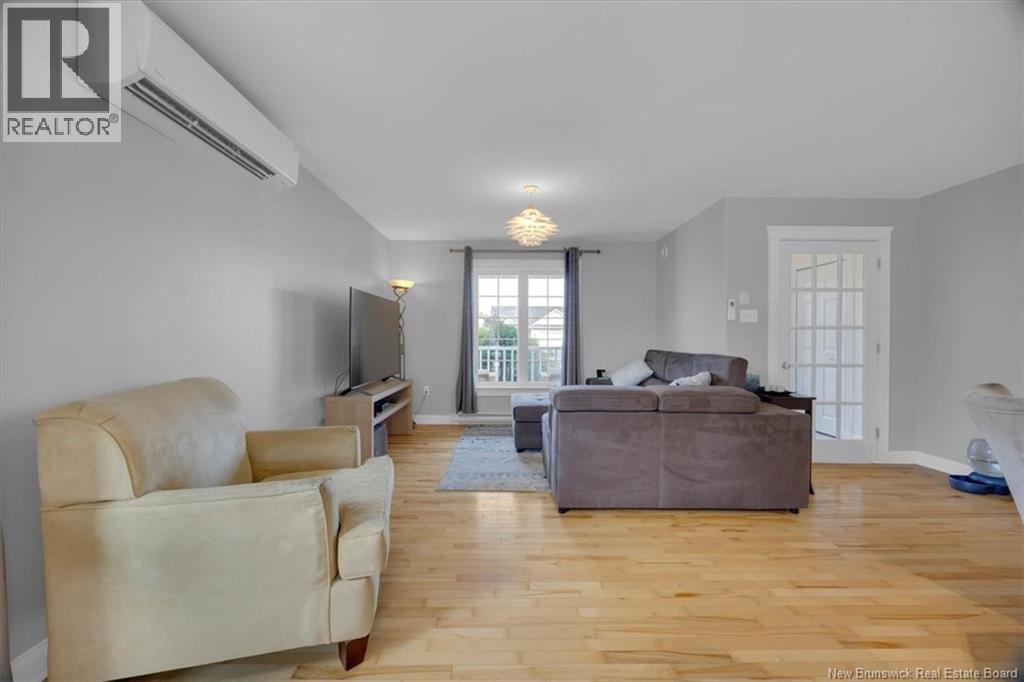 8 Devonayer Court Property Photo 6
