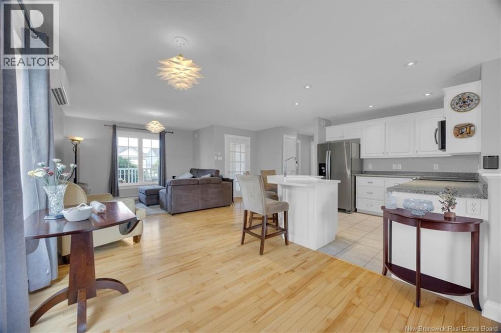 8 Devonayer Court Property Photo 7