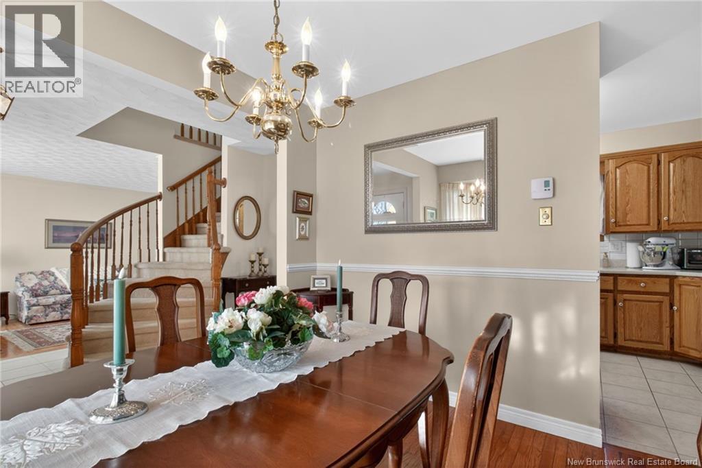 57 Fairway Boulevard Property Photo 7