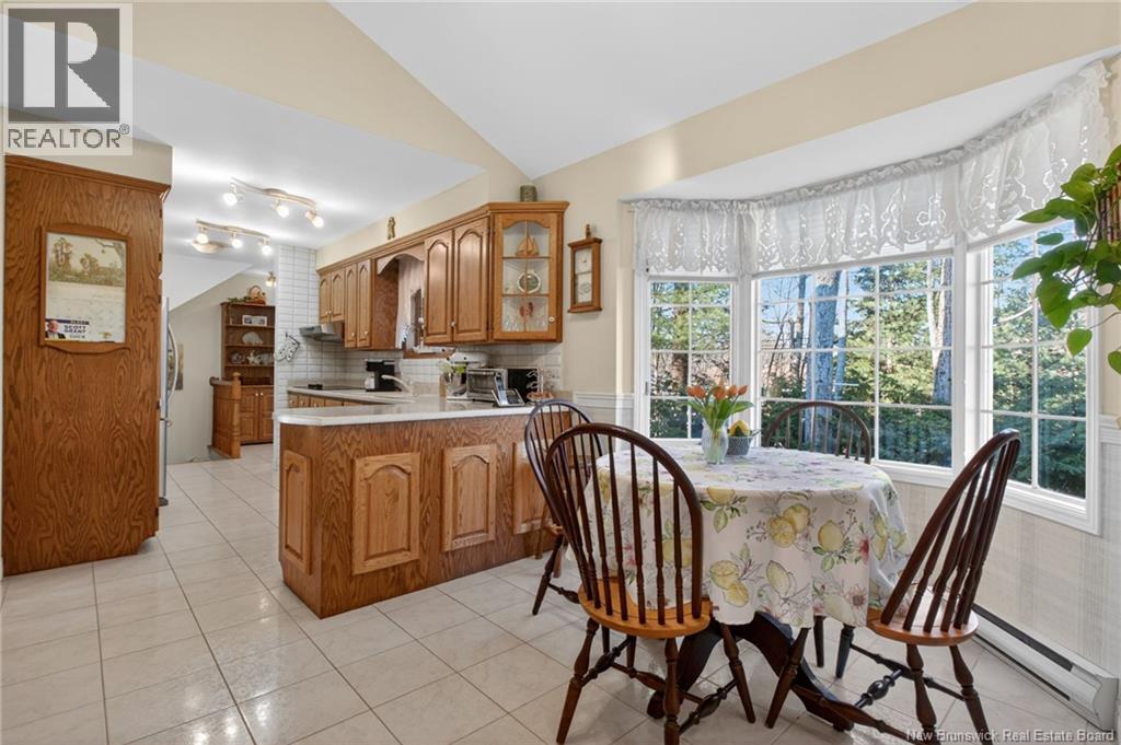 57 Fairway Boulevard Property Photo 11