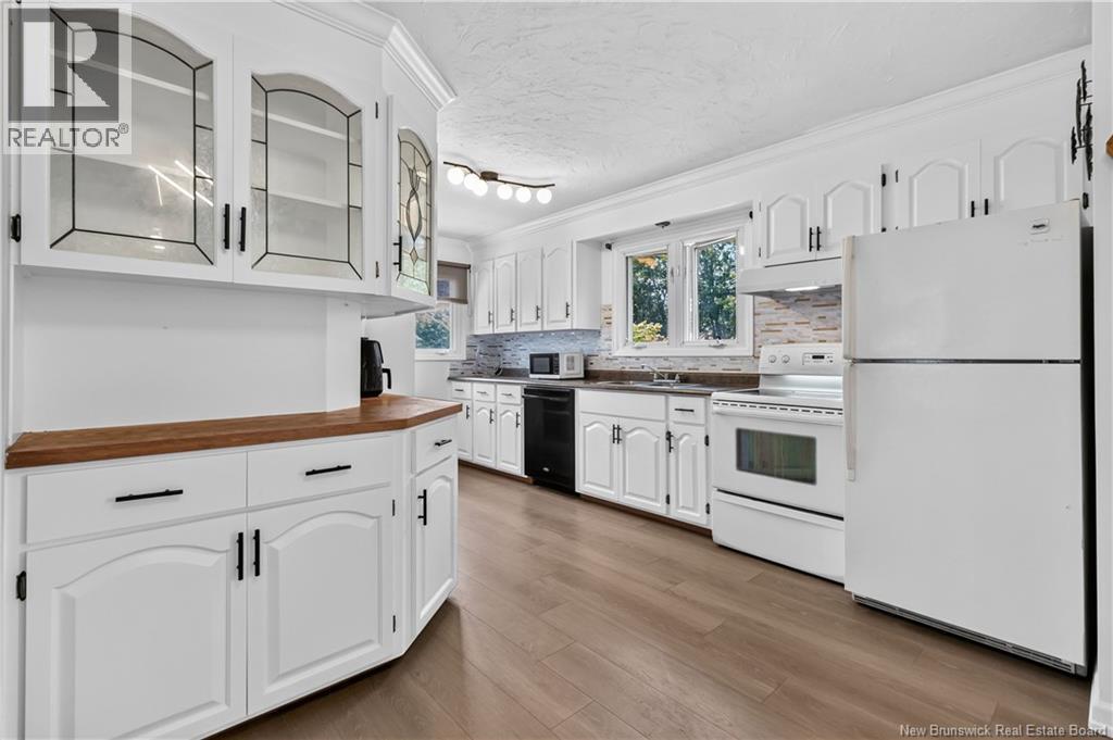139 Ayer Avenue Property Photo 10