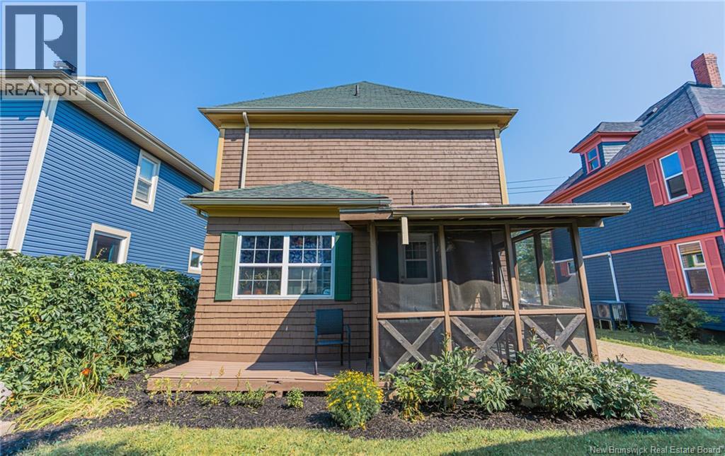 172 Park Street Property Photo 2