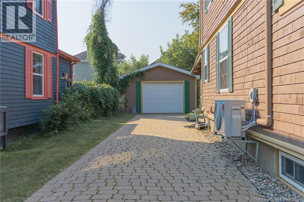 172 Park Street Property Photo 39