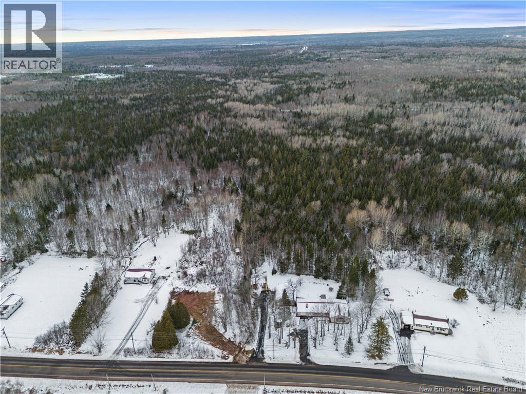 108 Pleasant Drive Property Photo 6