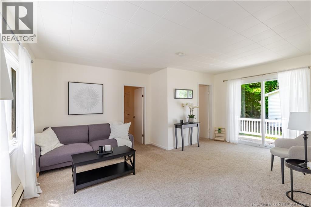 35 First Avenue Property Photo 8