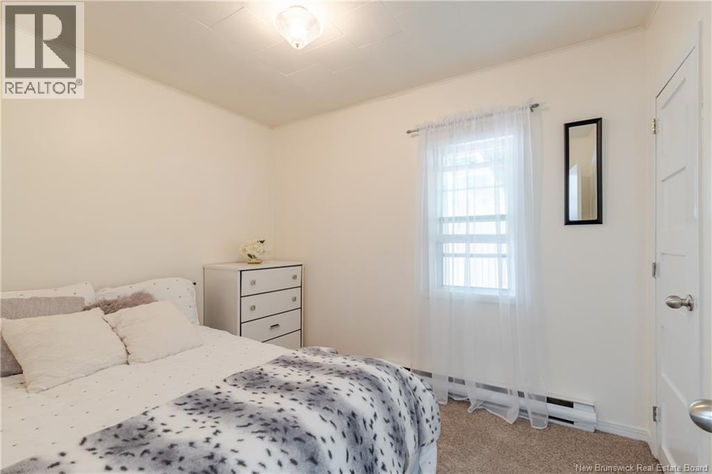 35 First Avenue Property Photo 9