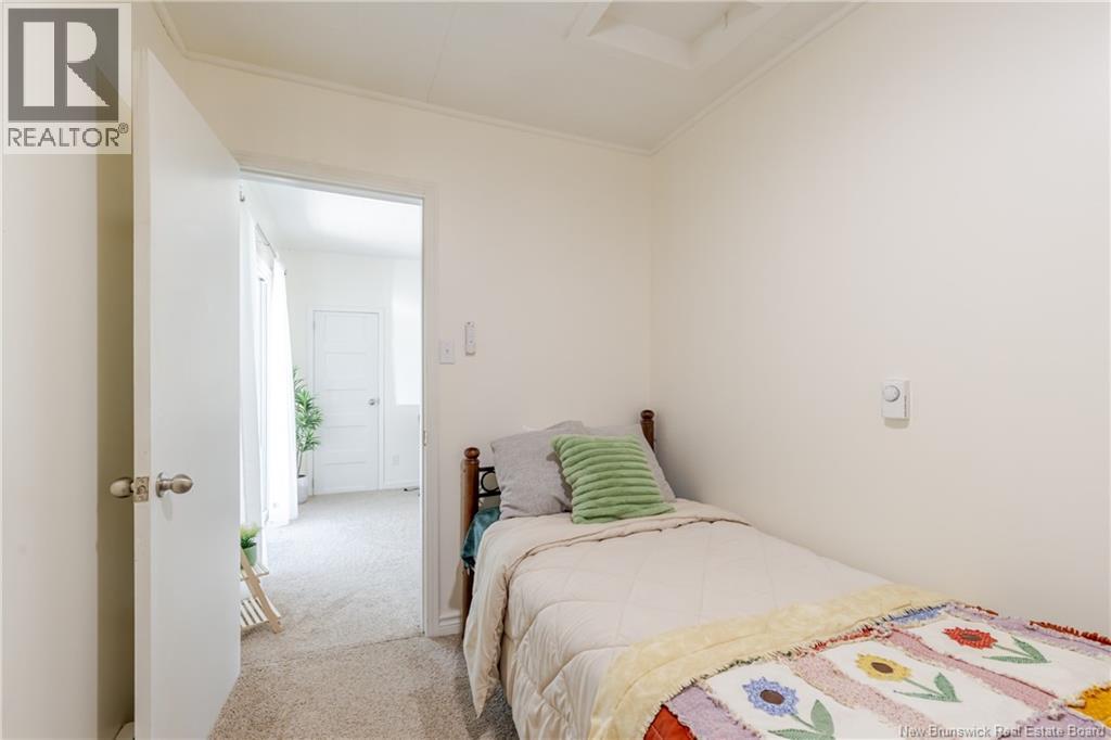 35 First Avenue Property Photo 12