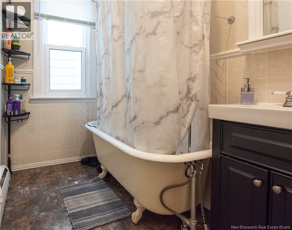 33-35 York Property Photo 9