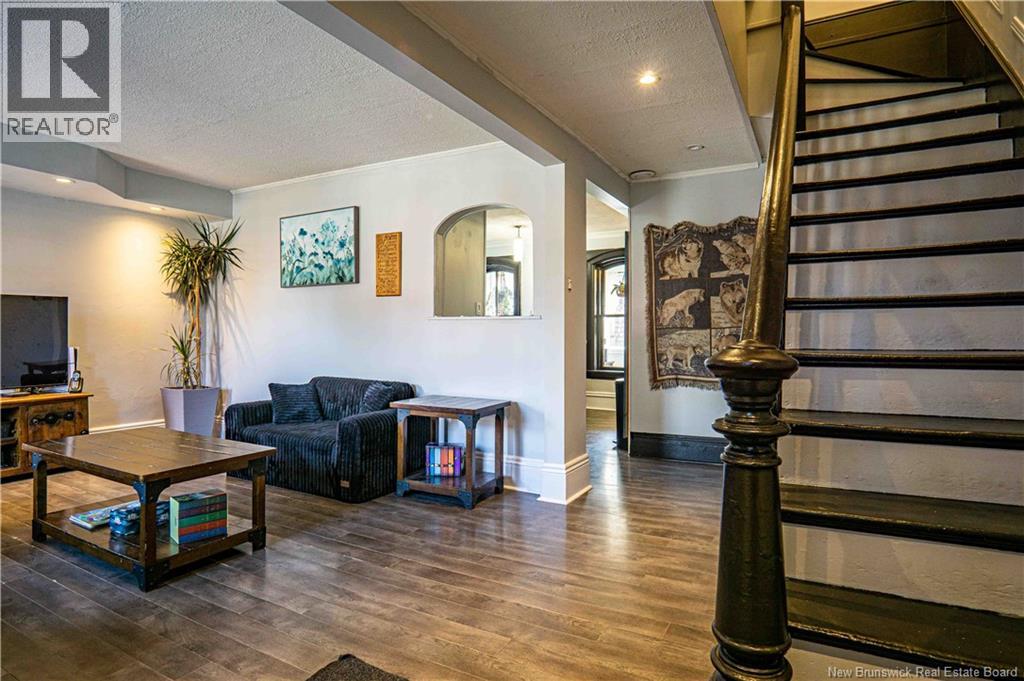 32 Morrison Street Property Photo 4
