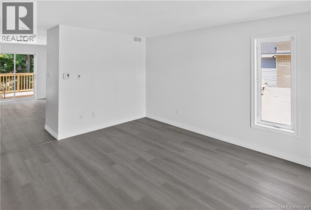 32 Milroth Avenue Property Photo 7
