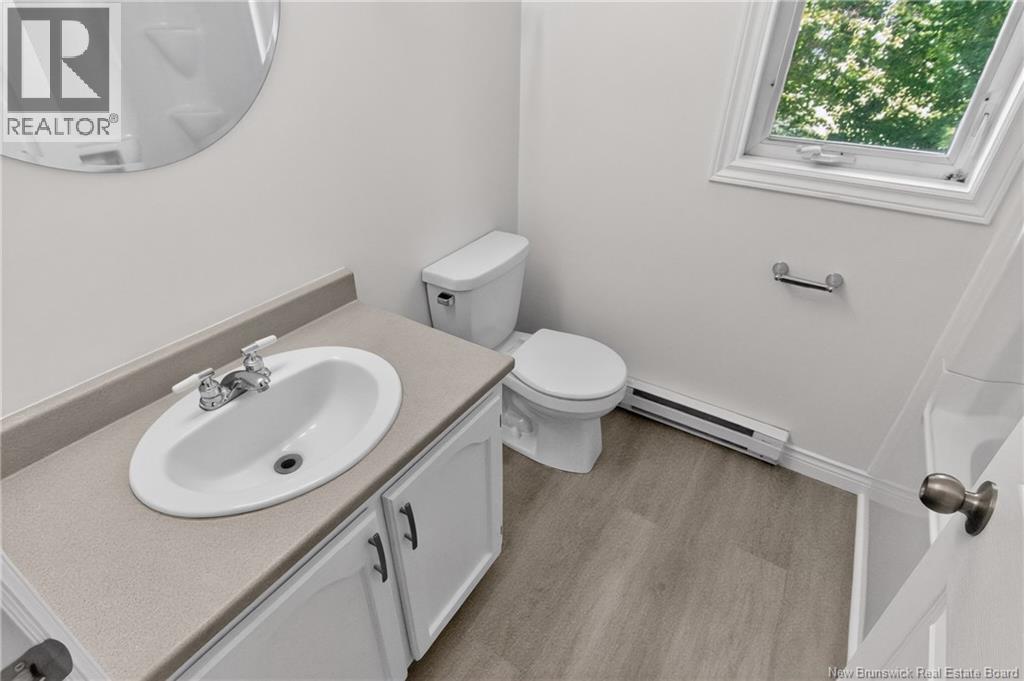 32 Milroth Avenue Property Photo 16
