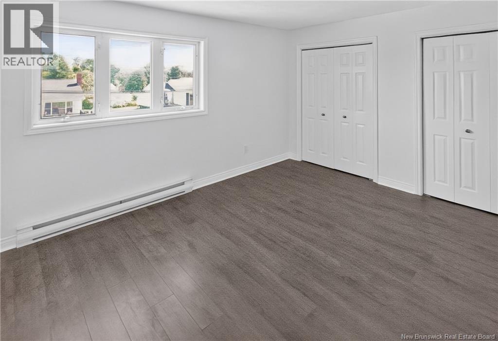 32 Milroth Avenue Property Photo 21