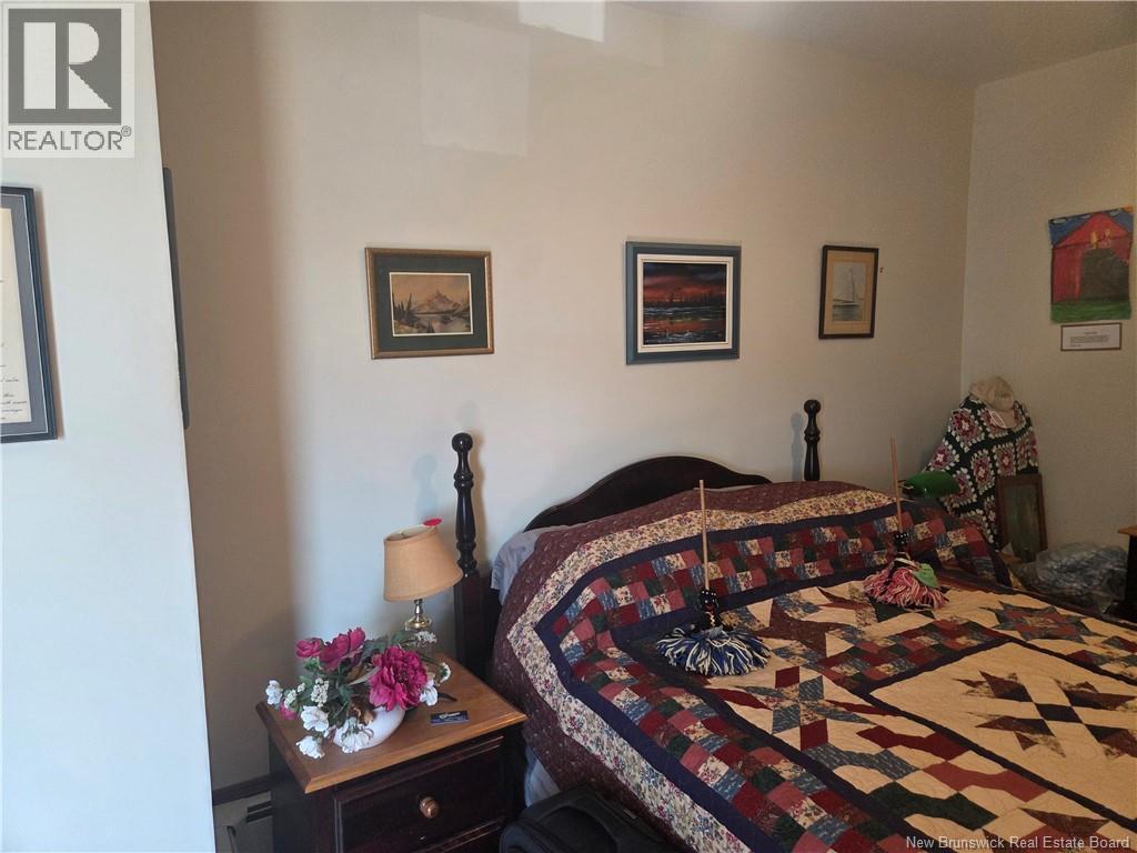 135 Dufferin Property Photo 30