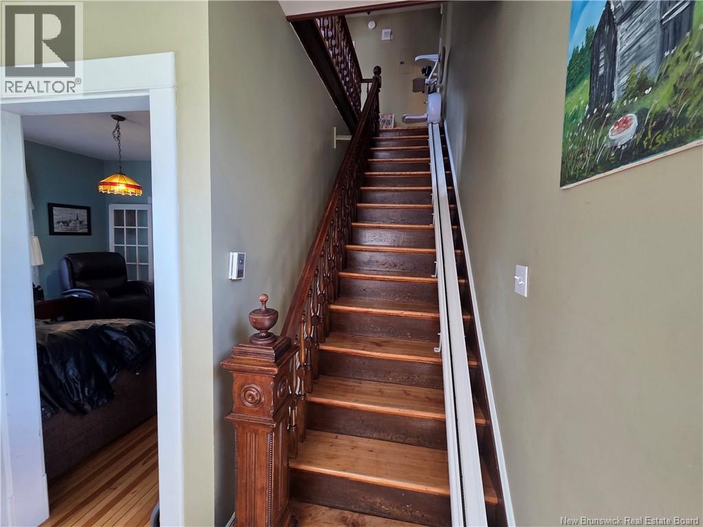 135 Dufferin Property Photo 32