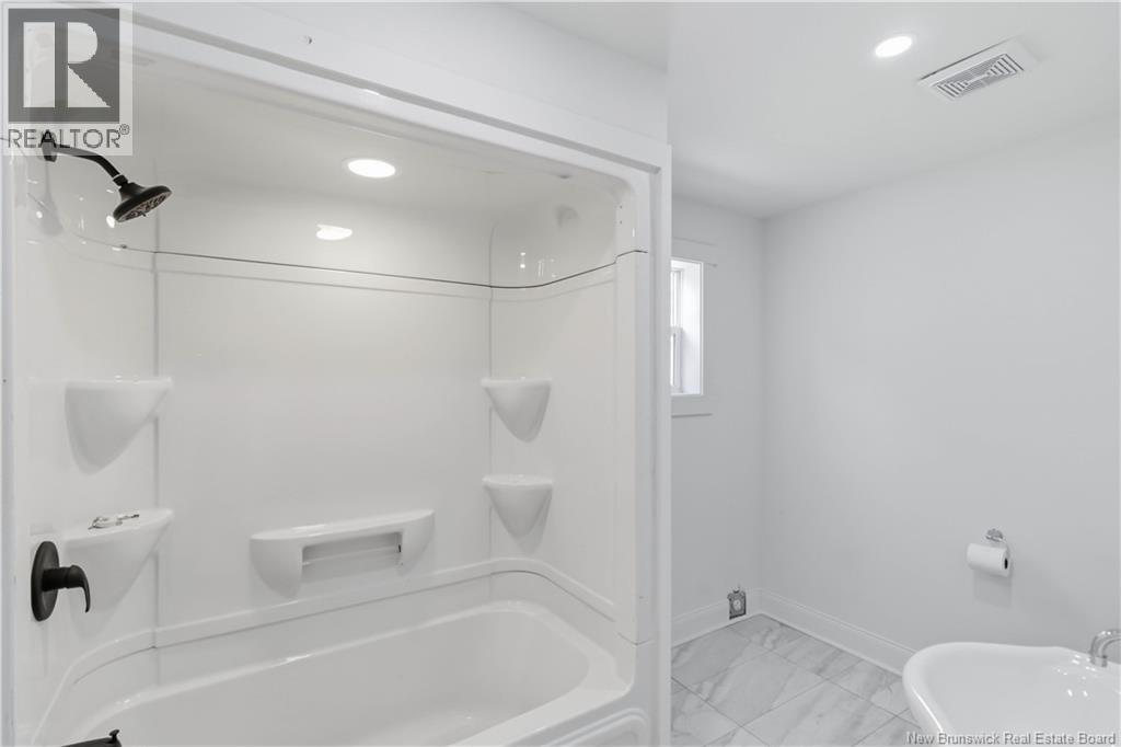 395 Northfield Avenue Property Photo 25